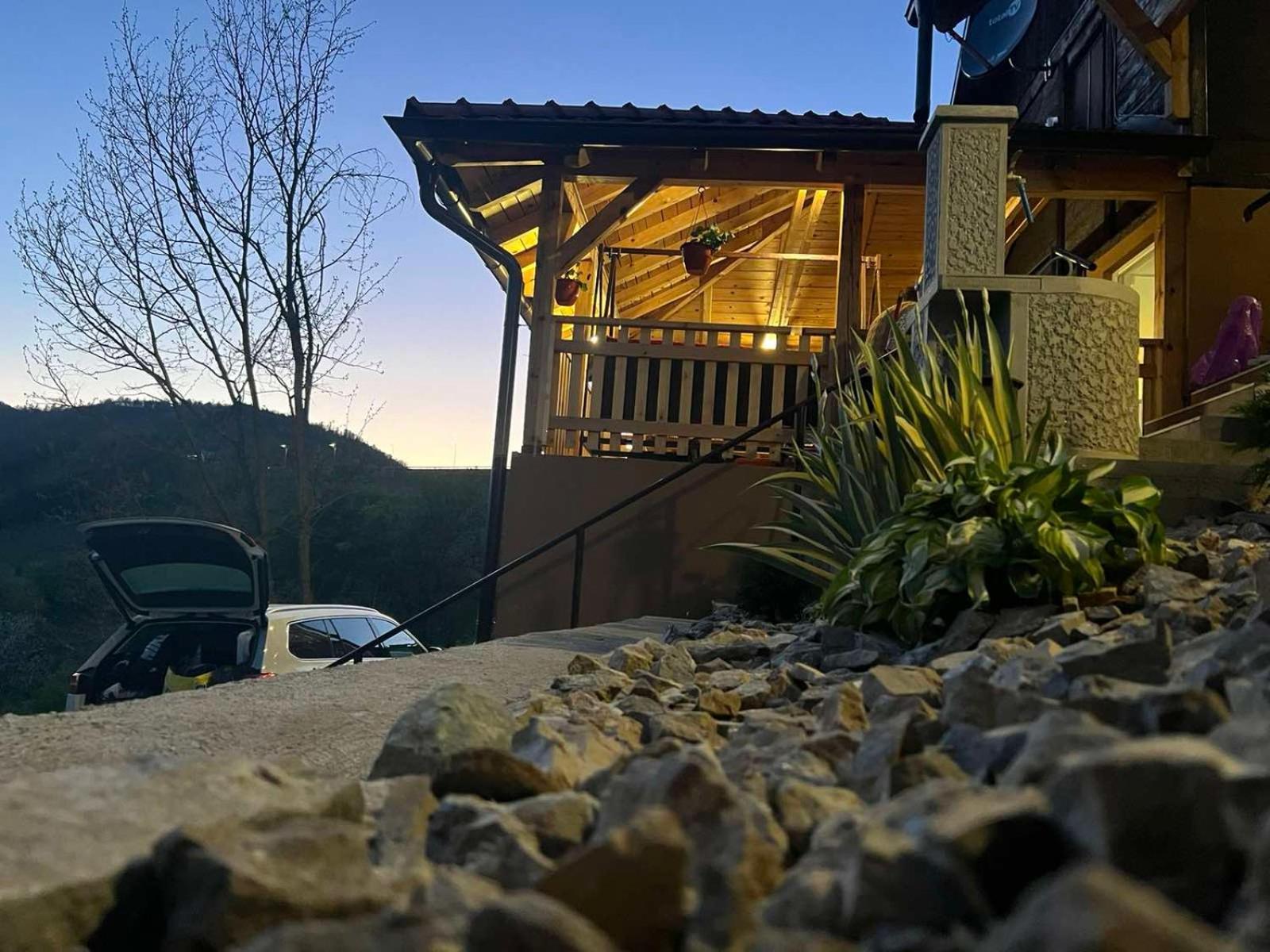 Ljubav Stara Zaovine Hotel Lazici Ngoại thất bức ảnh