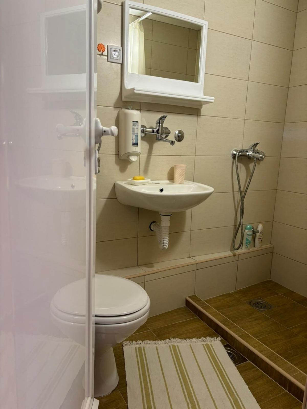 Ljubav Stara Zaovine Hotel Lazici Ngoại thất bức ảnh
